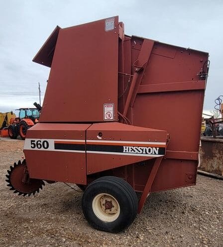 Hesston 560T Round Baler