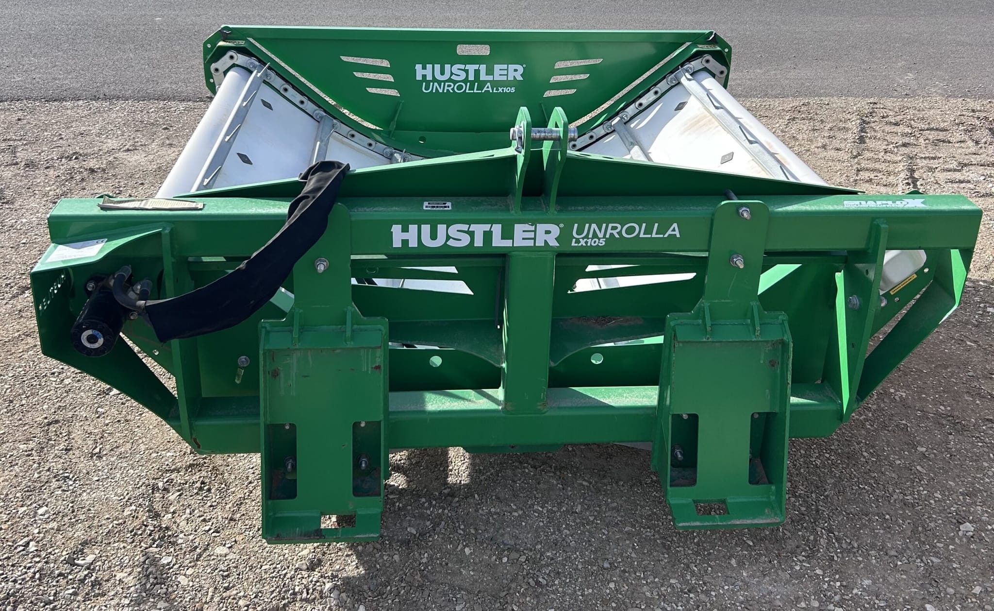 Hustler Unrolla LX105 Bale Feeder